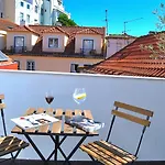 Ama Διαμέρισμα *
