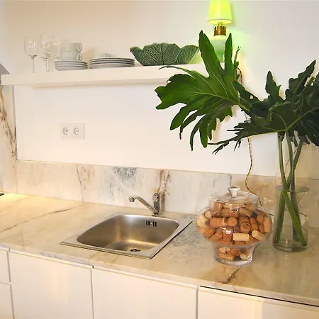 Ama Apartment