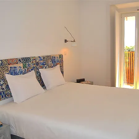 Ama Apartment *