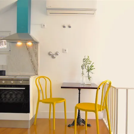 Ama Apartment *