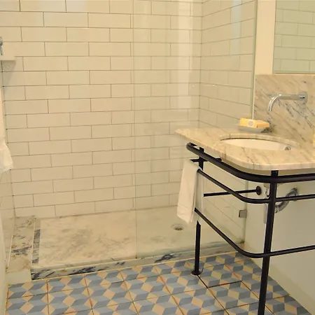 Ama * Лісабон