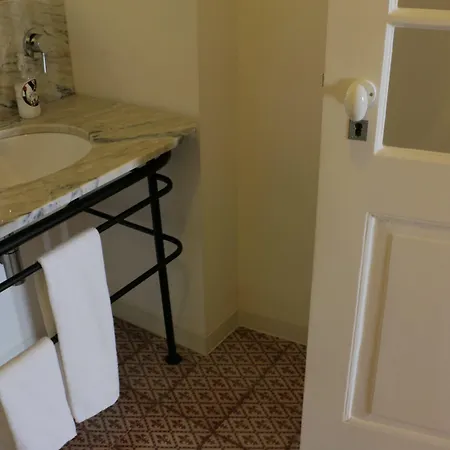 Ama * Лісабон